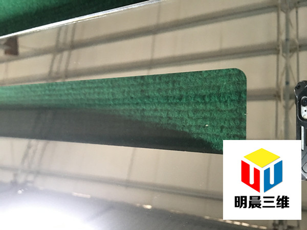 鏡子透光的應(yīng)用 激光鏡子去膜剝漆洗鏡工藝